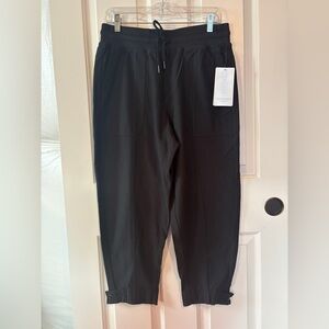 Athleta Black Farallon Weekender Pant Size Medium
